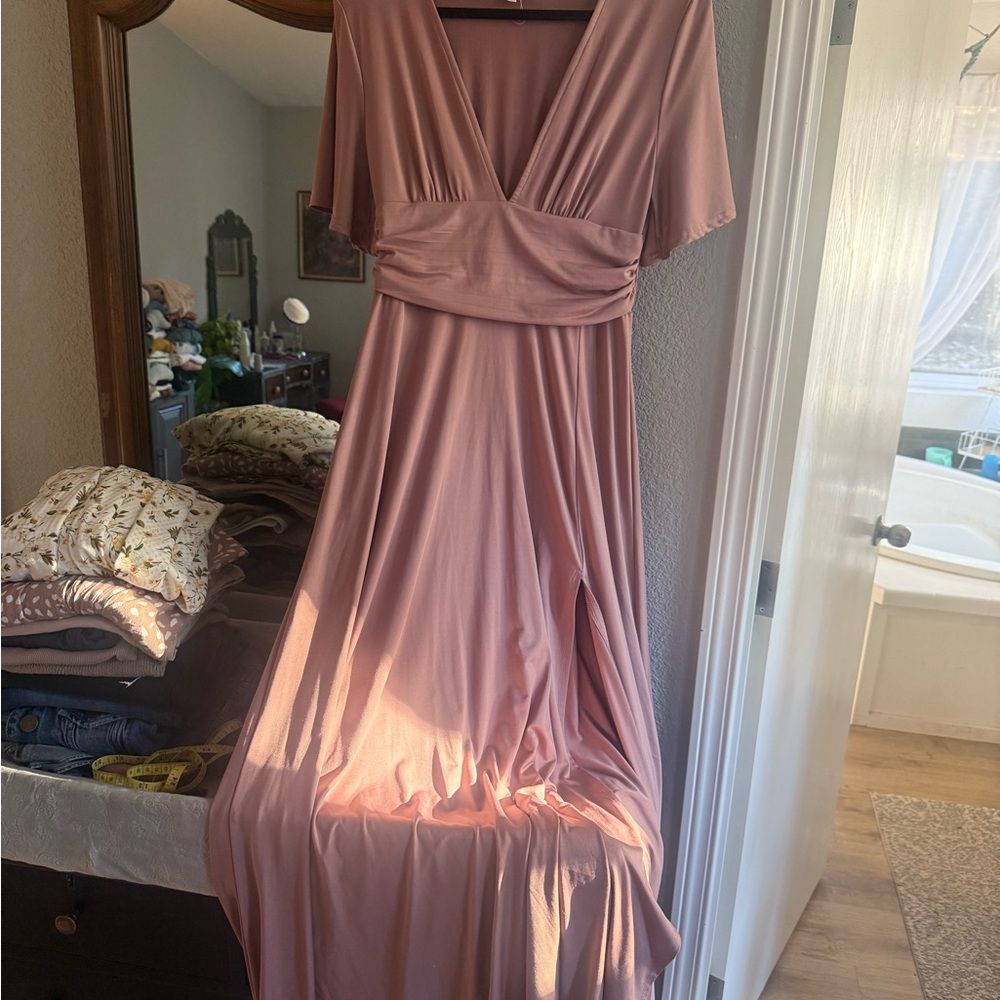 Elegant Pink Maxi Dress